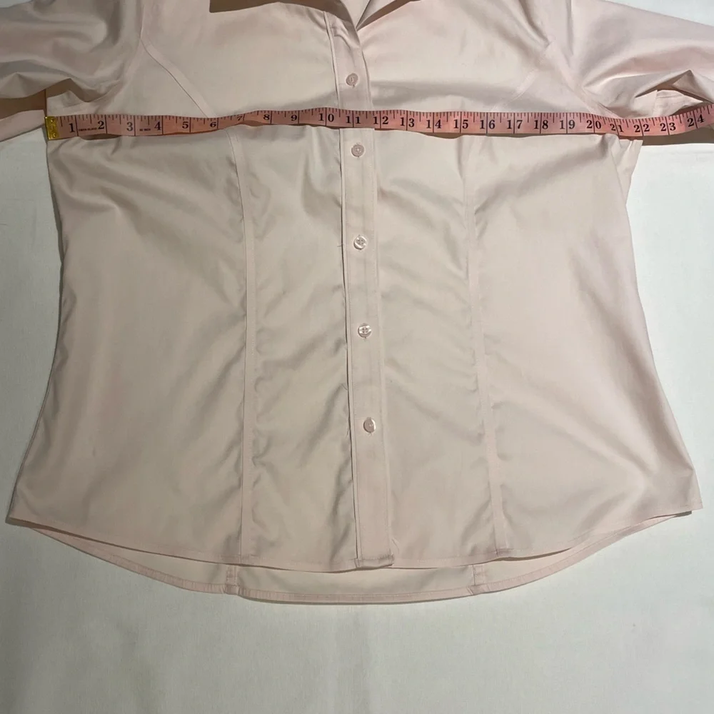 Chico’s Women's Petal Pink Button-Up 3 Quarter Sleeve Shirt Size 2 - Picture 7 of 11